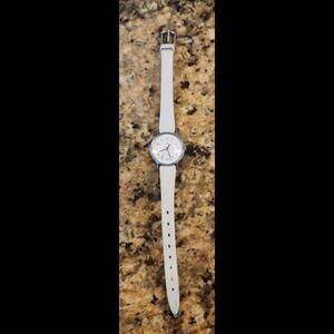 Vintage Ladies Timex new‎ battery